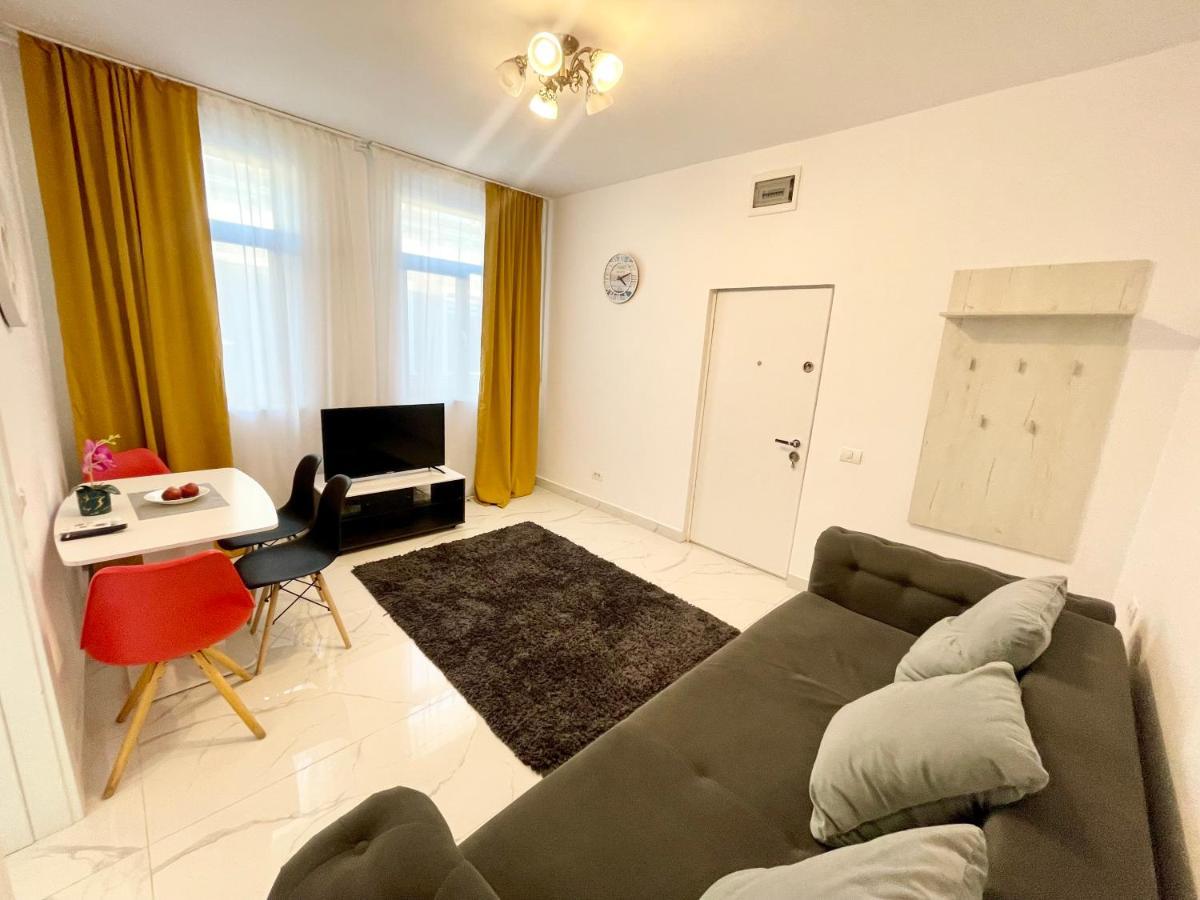 4 City Bucureşti Exterior foto